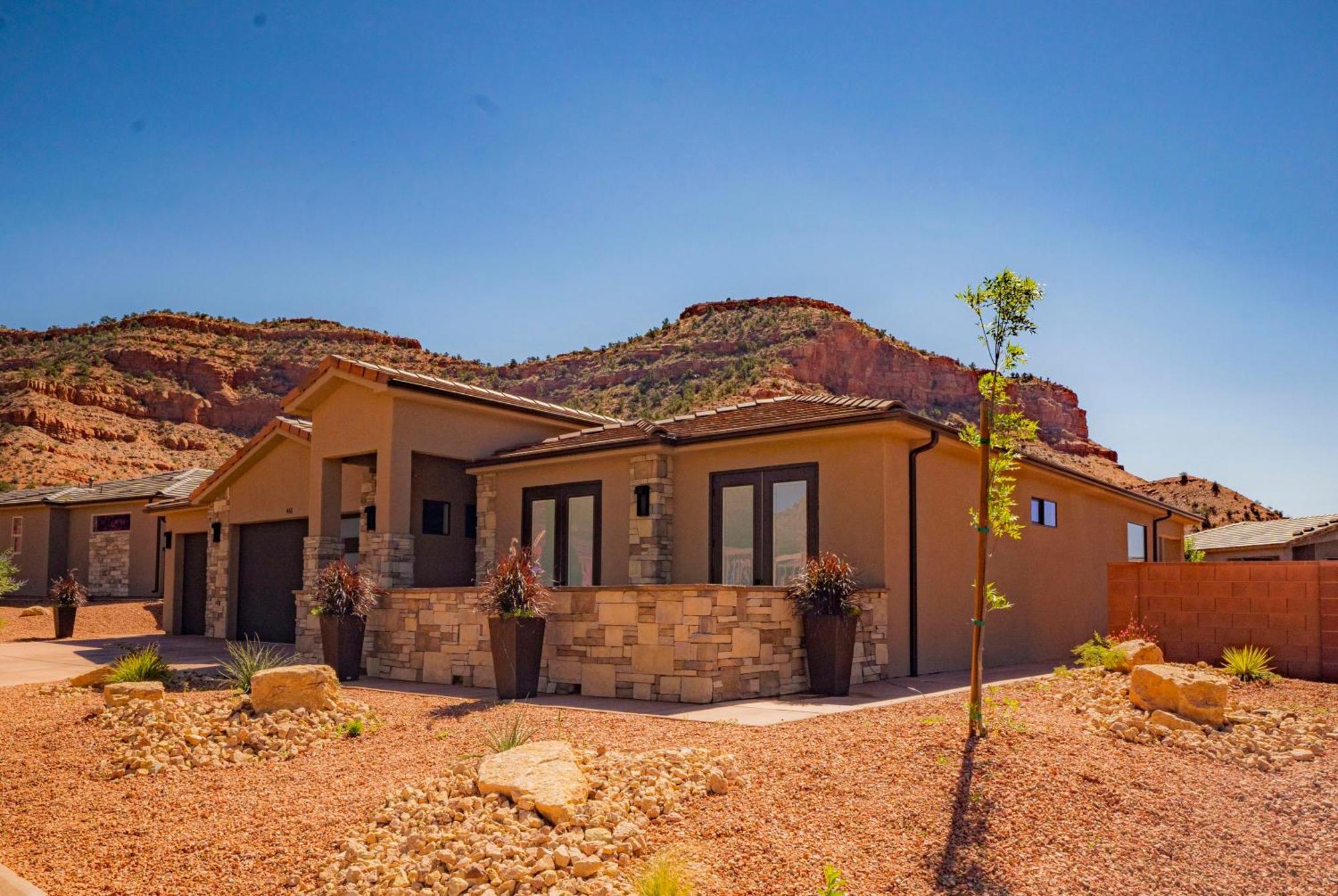 Luxury Pet Friendly Holiday Home La Estancia カナブ エクステリア 写真